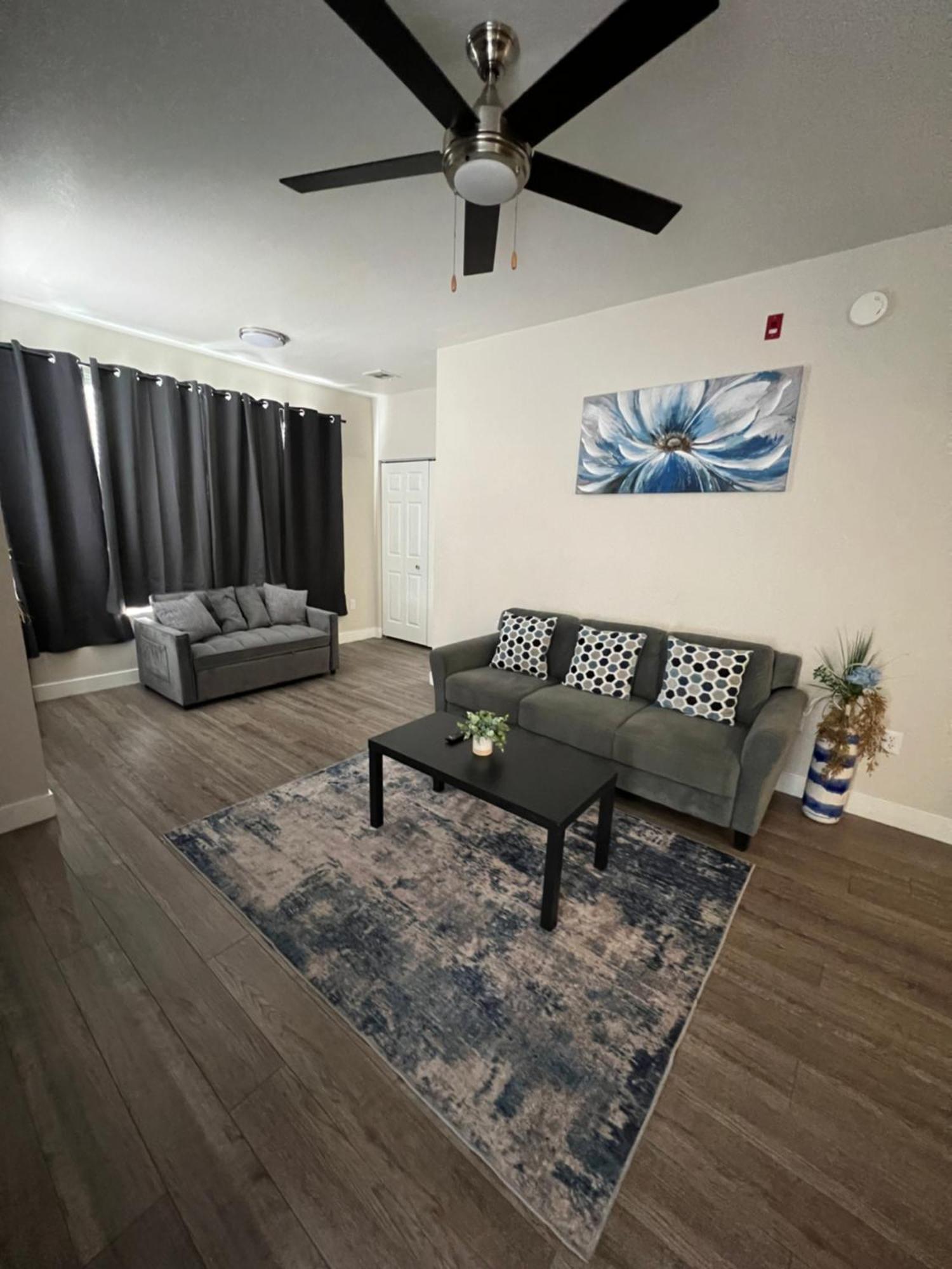 Las Vegas Apartment Near The Strip Экстерьер фото